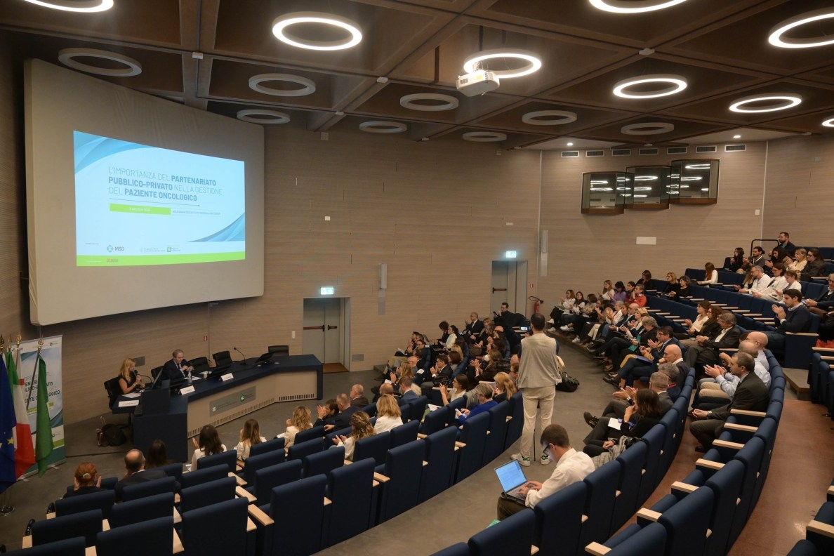 Foto sala durante presentazione